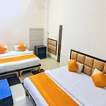 Hotel Jee, Varanasi