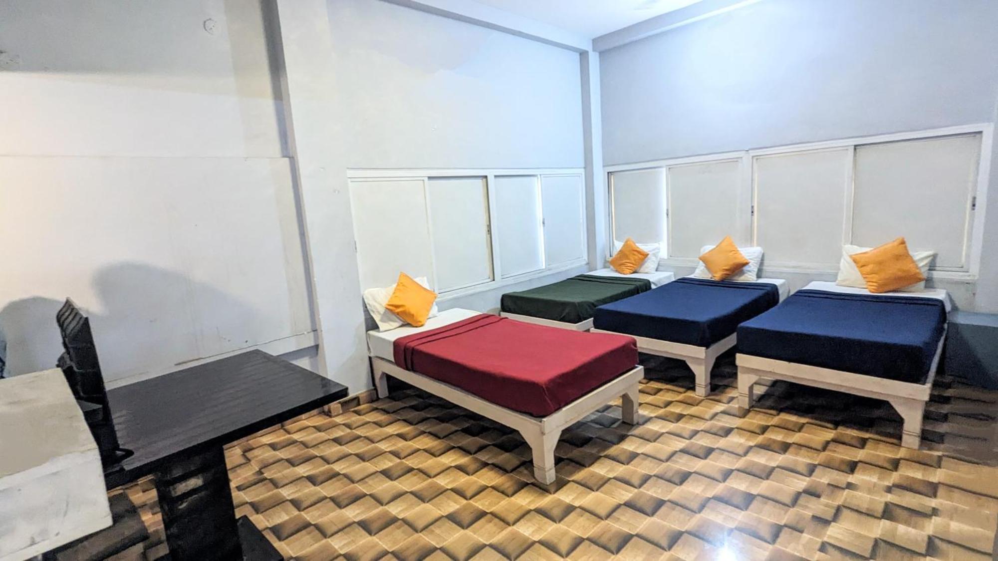 Homestay Jee,